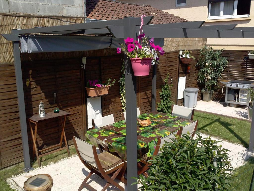 Bienvenue Chez Nous Bed & Breakfast Clouange Exterior photo